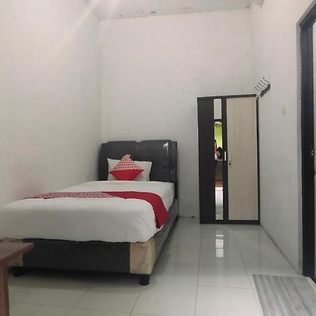 OYO 90157 Griya Andon Syariah Otel Cirebon Dış mekan fotoğraf