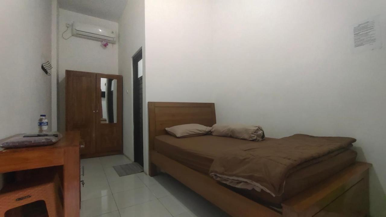 OYO 90157 Griya Andon Syariah Otel Cirebon Dış mekan fotoğraf