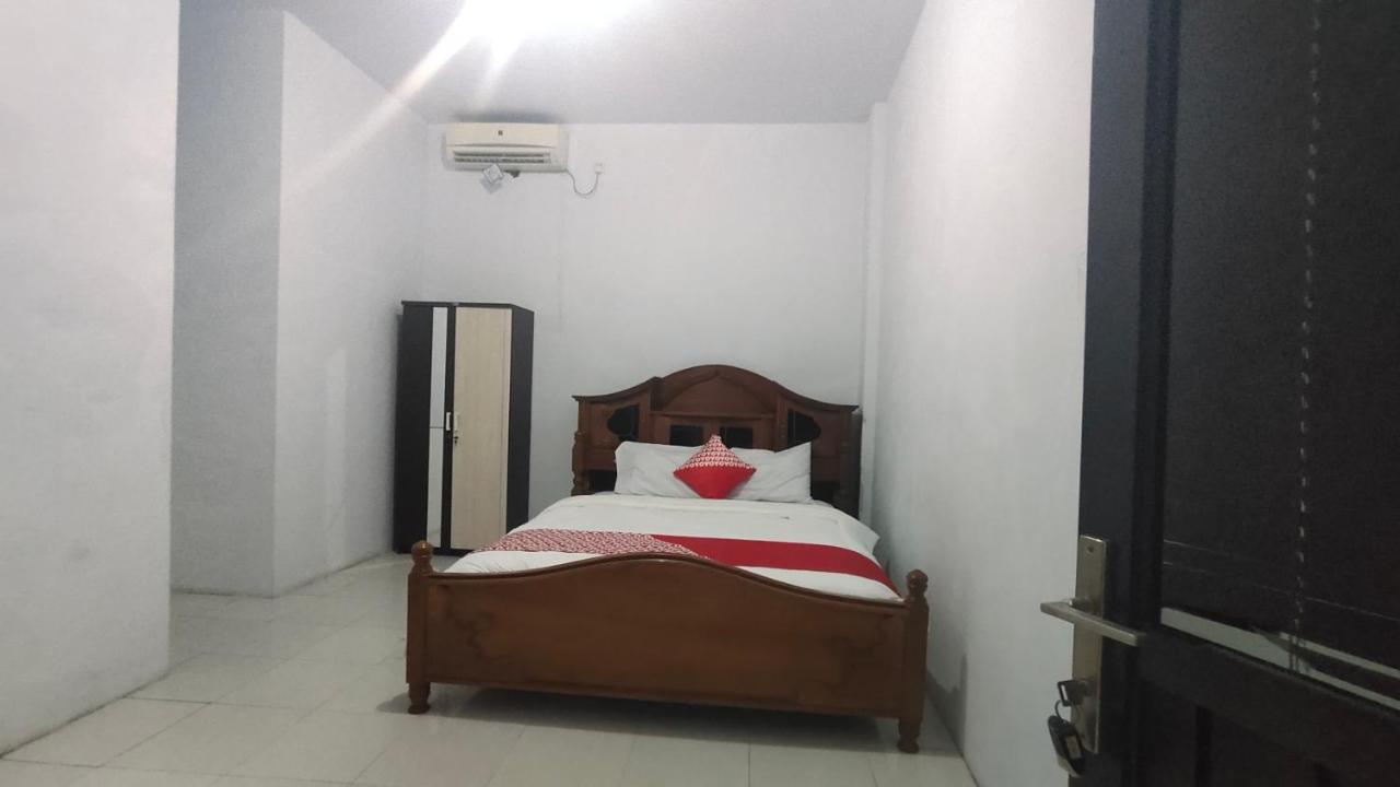 OYO 90157 Griya Andon Syariah Otel Cirebon Dış mekan fotoğraf